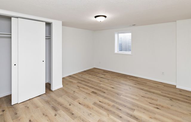 2419 E 23rd Street, Des Moines, IA 50317