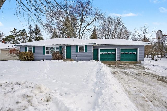 818 N Main Street, Osceola Twp, MI 49631