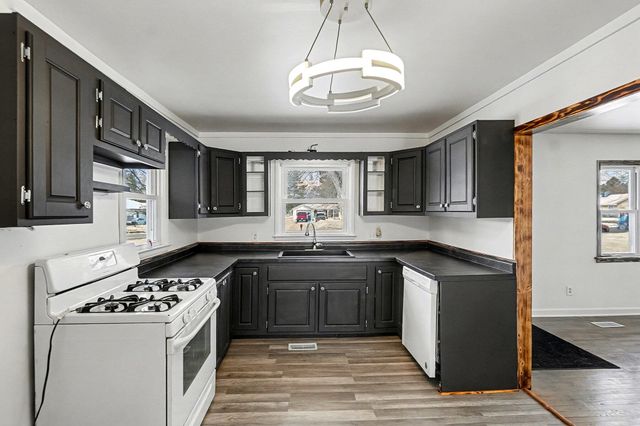 818 N Main Street, Osceola Twp, MI 49631