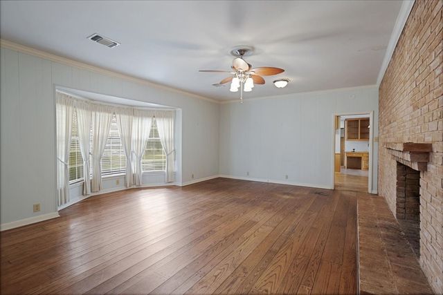213 W Scott Street, Sherman, TX 75092
