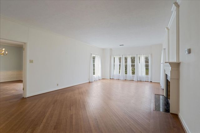 213 W Scott Street, Sherman, TX 75092