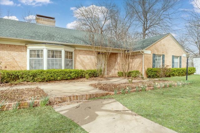 213 W Scott Street, Sherman, TX 75092
