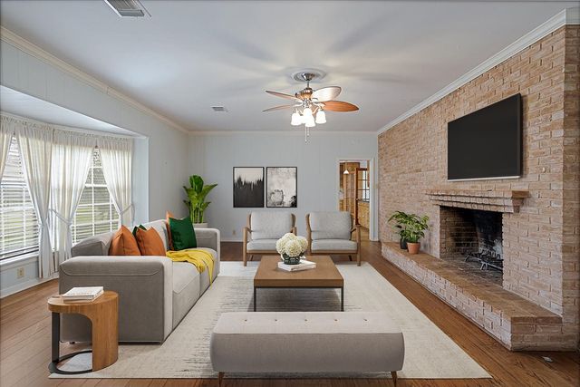 213 W Scott Street, Sherman, TX 75092