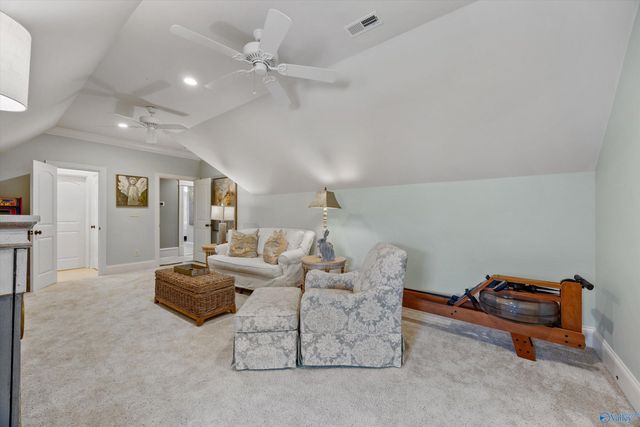 2 Mcmullen Lane, Gurley, AL 35748