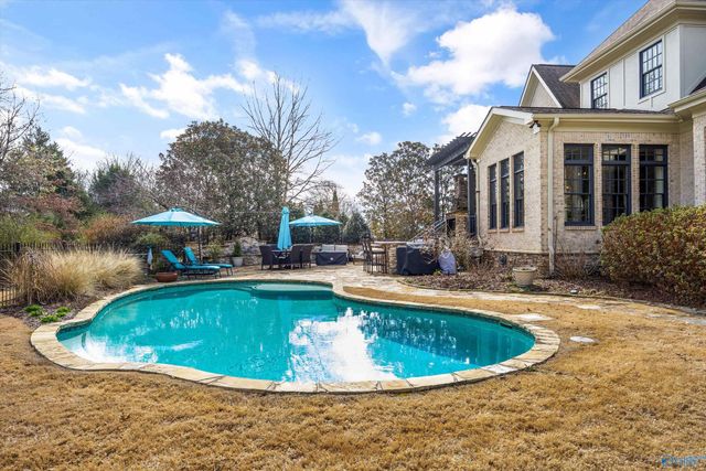 2 Mcmullen Lane, Gurley, AL 35748