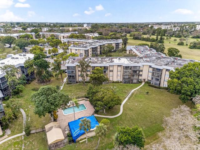 6301 N Falls Cir Drive 303, Lauderhill, FL 33319