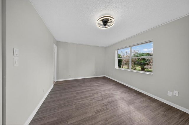 6301 N Falls Cir Drive 303, Lauderhill, FL 33319