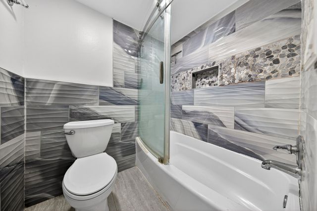 6301 N Falls Cir Drive 303, Lauderhill, FL 33319