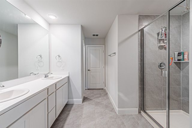 805 Tennessee Drive, Euless, TX 76040