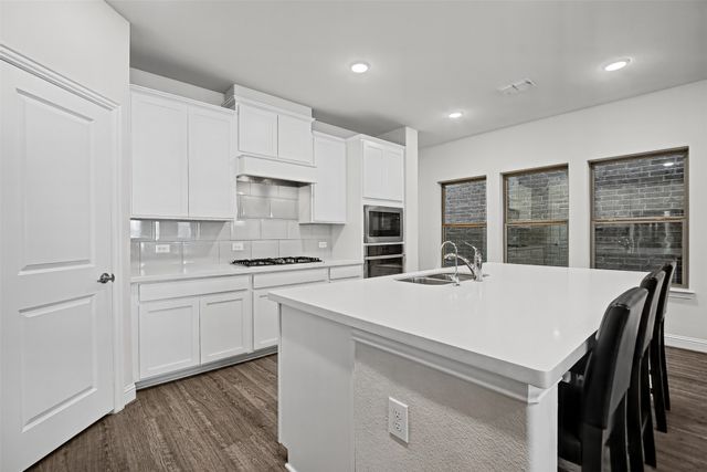 805 Tennessee Drive, Euless, TX 76040