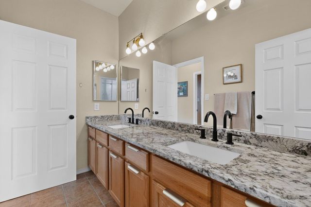 1044 Cristanos Drive, Bernalillo, NM 87004