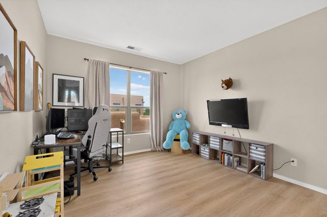 1044 Cristanos Drive, Bernalillo, NM 87004