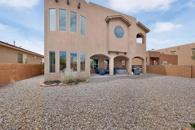 1044 Cristanos Drive, Bernalillo, NM 87004