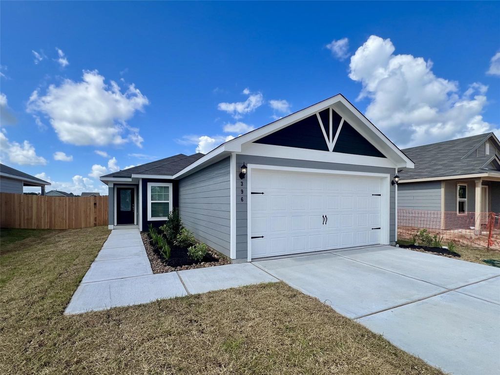 396 Tejas Trail, Waller, TX 77484