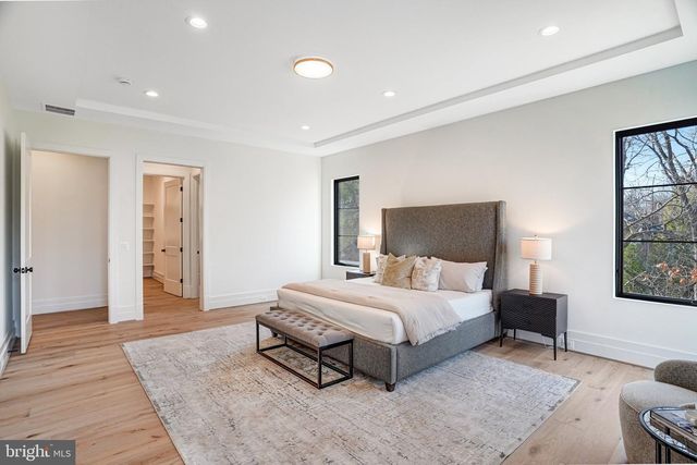 3946 N DUMBARTON ST, Mclean, VA 22101