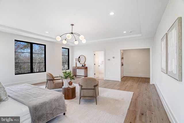 3946 N DUMBARTON ST, Mclean, VA 22101