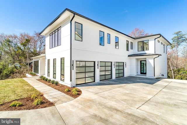 3946 N DUMBARTON ST, Mclean, VA 22101