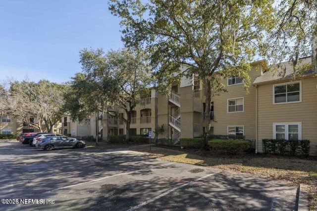 19 ARBOR CLUB Drive 319, Ponte Vedra Beach, FL 32082
