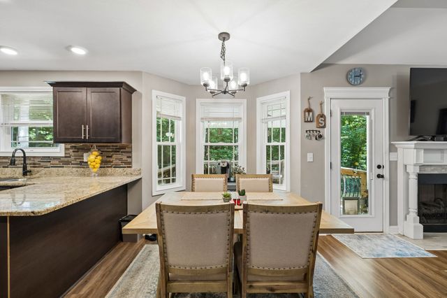 906 Riverwood Dr, Buchanan, TN 38222