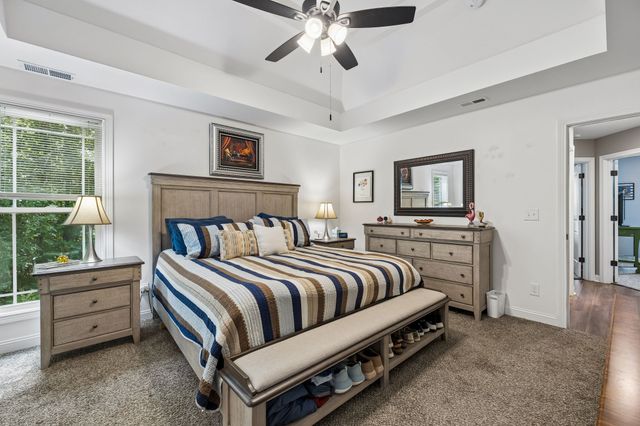 906 Riverwood Dr, Buchanan, TN 38222