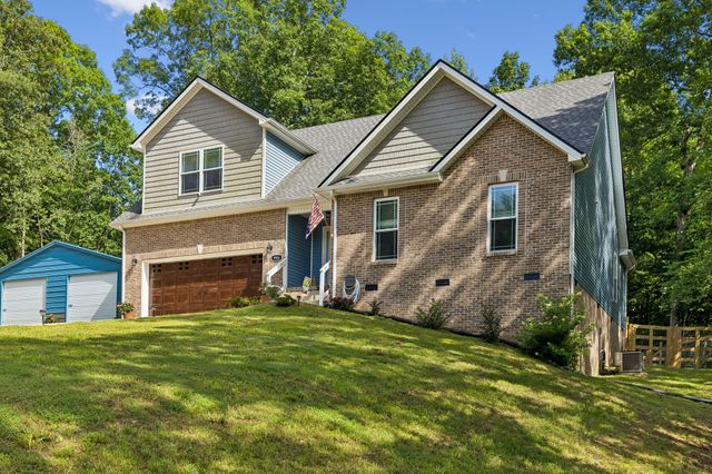 906 Riverwood Dr, Buchanan, TN 38222