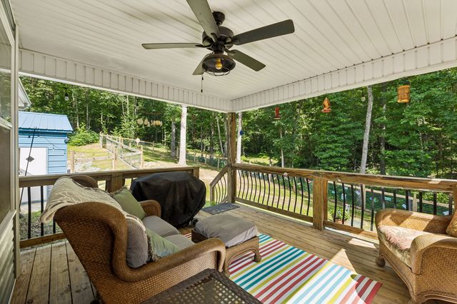 906 Riverwood Dr, Buchanan, TN 38222