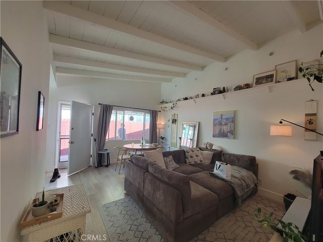 4232 Mclaughlin, Los Angeles, CA 90066