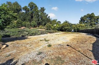 8110 Mulholland Terrace, Los Angeles, CA 90046