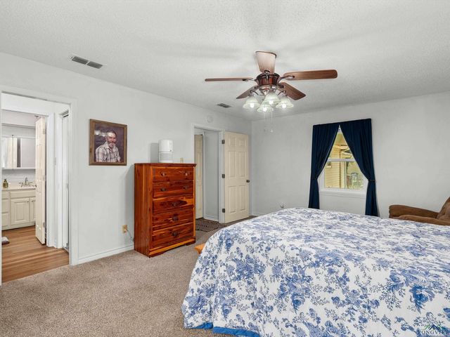 226 Circle Ridge, Gilmer, TX 75645