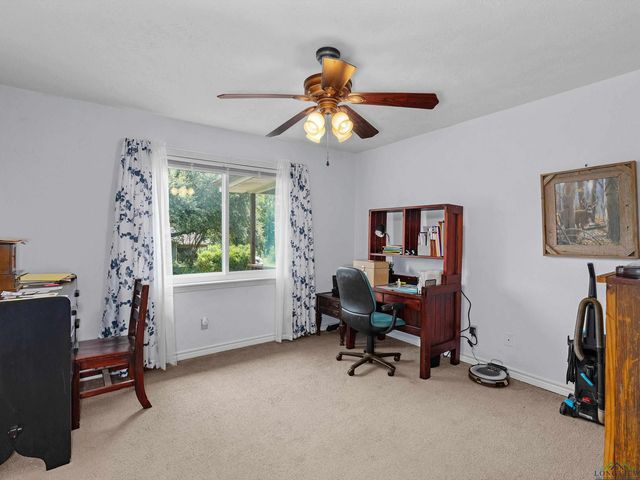 226 Circle Ridge, Gilmer, TX 75645