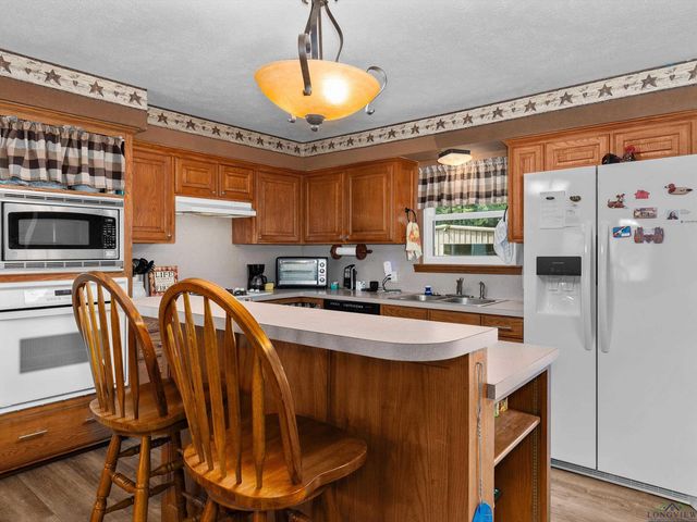 226 Circle Ridge, Gilmer, TX 75645