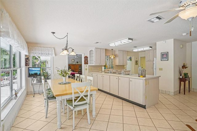 4546 GRIFFIN VIEW DRIVE, Lady Lake, FL 32159