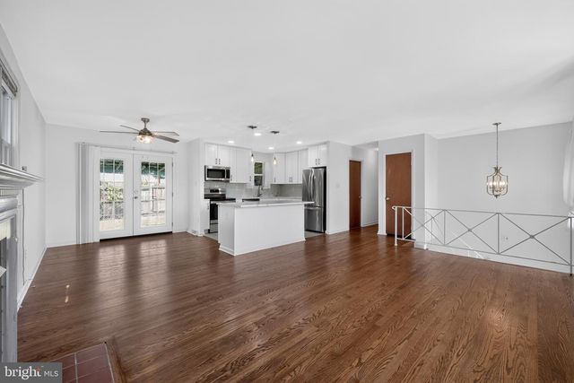 11321 BRANDYWINE RD, Clinton, MD 20735