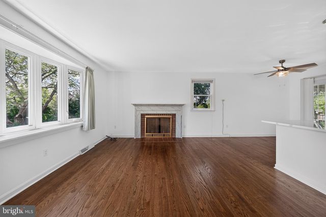 11321 BRANDYWINE RD, Clinton, MD 20735