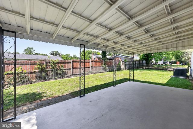 11321 BRANDYWINE RD, Clinton, MD 20735