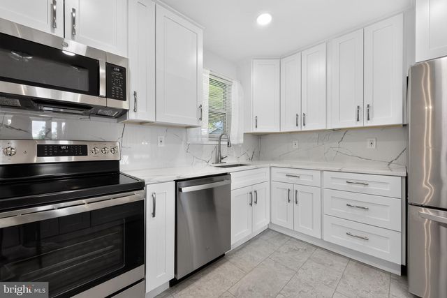 11321 BRANDYWINE RD, Clinton, MD 20735