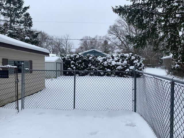 148 W Kennedy Drive, Streamwood, IL 60107