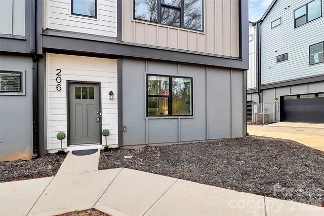 1114 Ivan Drive, Charlotte, NC 28216