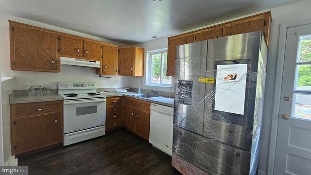 485 4TH AVE, Warminster, PA 18974