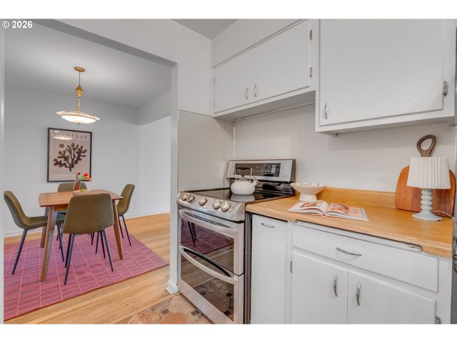 6236 Ne 9TH Ave, Portland, OR 97211