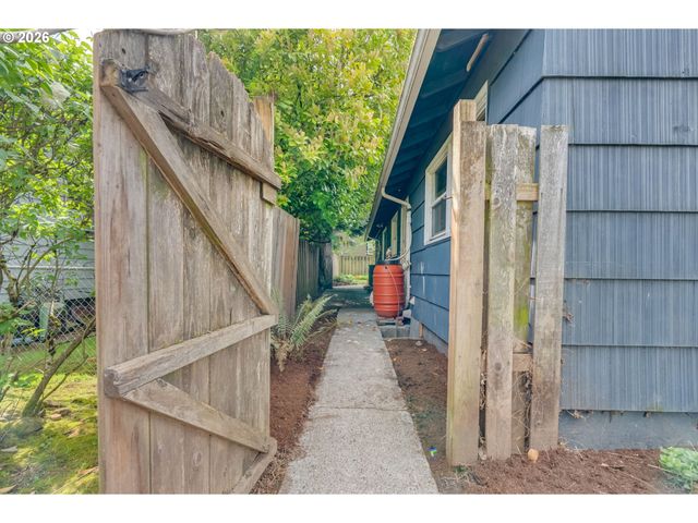 6236 Ne 9TH Ave, Portland, OR 97211