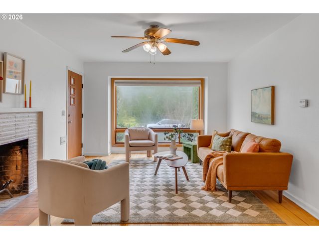 6236 Ne 9TH Ave, Portland, OR 97211