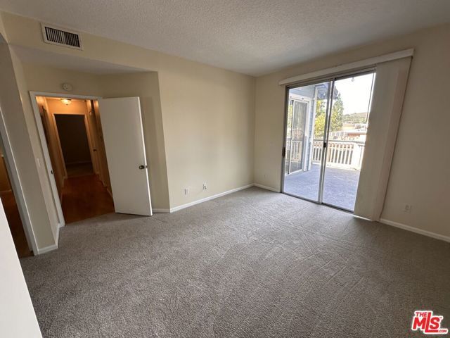 2486 Pleasant Way H, Thousand Oaks, CA 91362