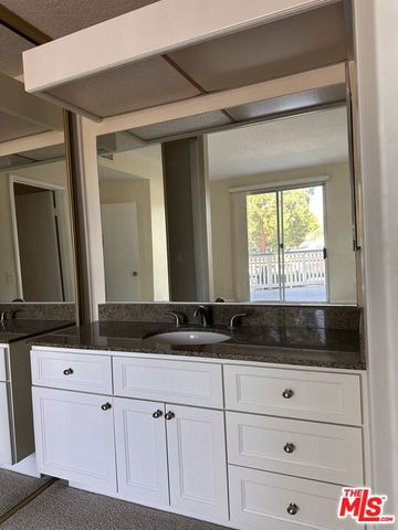 2486 Pleasant Way H, Thousand Oaks, CA 91362