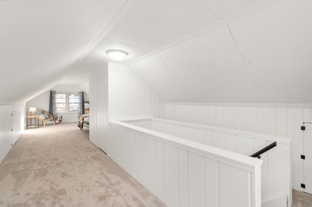 1024 County Road B2 W, Roseville, MN 55113