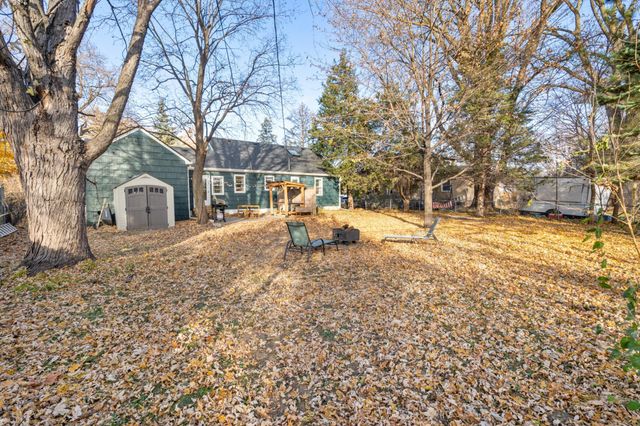1024 County Road B2 W, Roseville, MN 55113