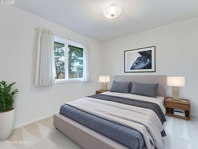 518 Nw WILLAMETTE Ct, Mc Minnville, OR 97128