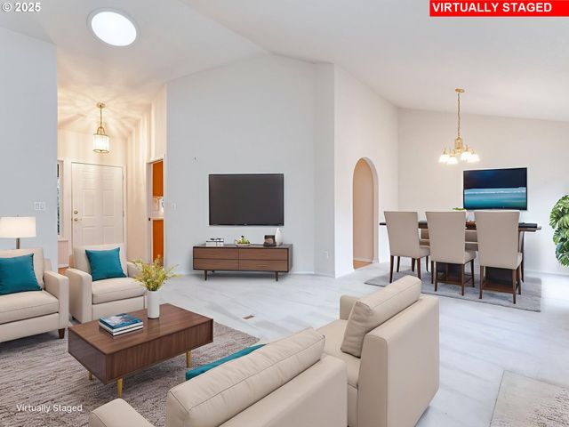 518 Nw WILLAMETTE Ct, Mc Minnville, OR 97128