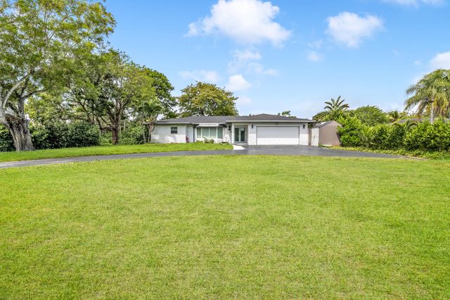5939 NW 79th Way, Parkland, FL 33067