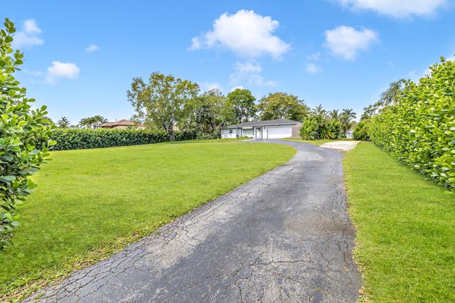 5939 NW 79th Way, Parkland, FL 33067